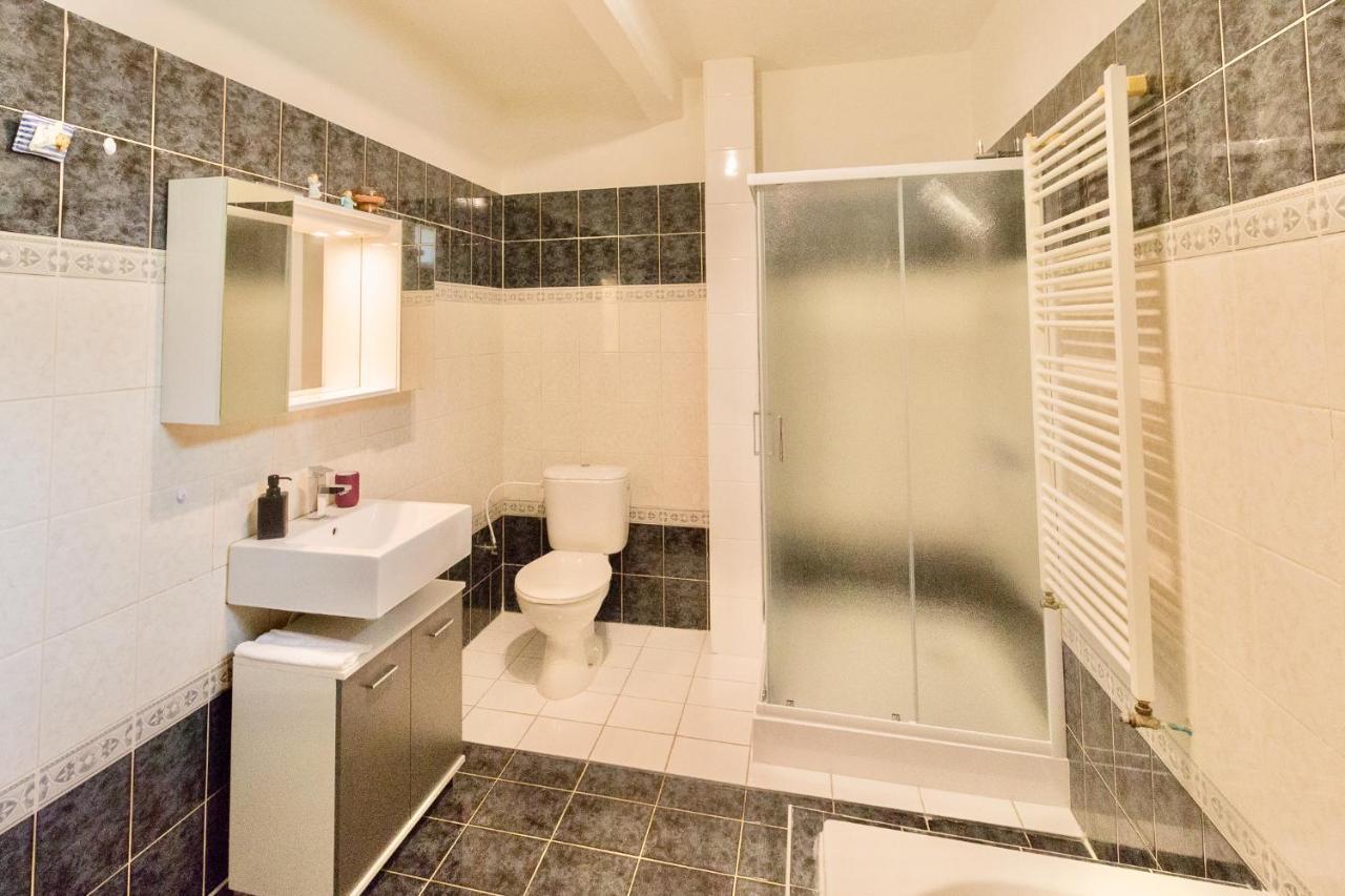 Apartman U Berounky แบโรน ภายนอก รูปภาพ